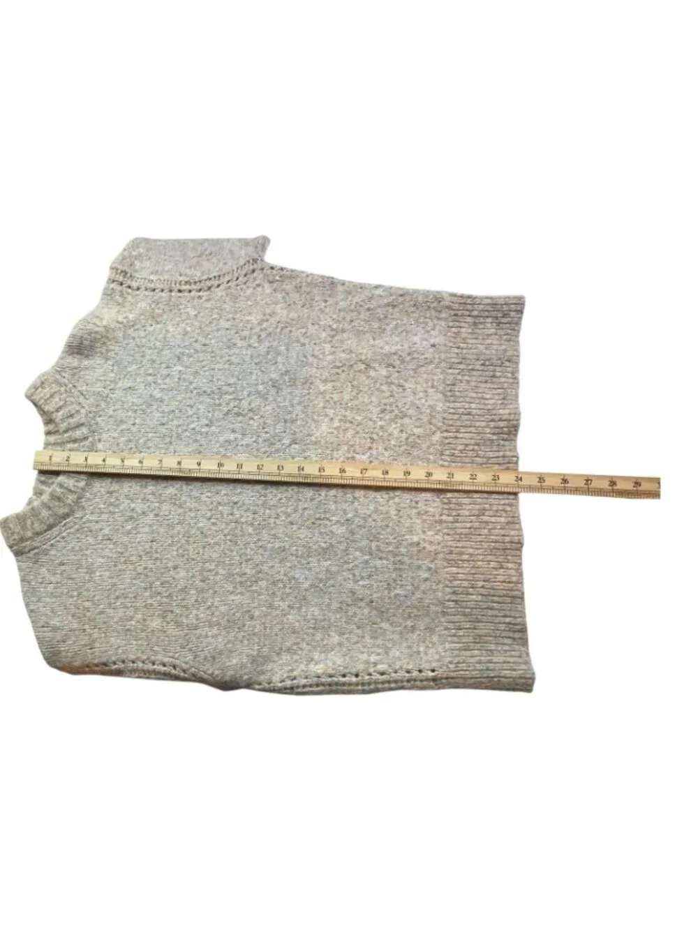 J.Crew Relaxed Pullover Sweater Womens Medium Beige Wool Alpaca Chunky Crew Neck